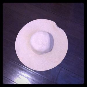 Beach hat